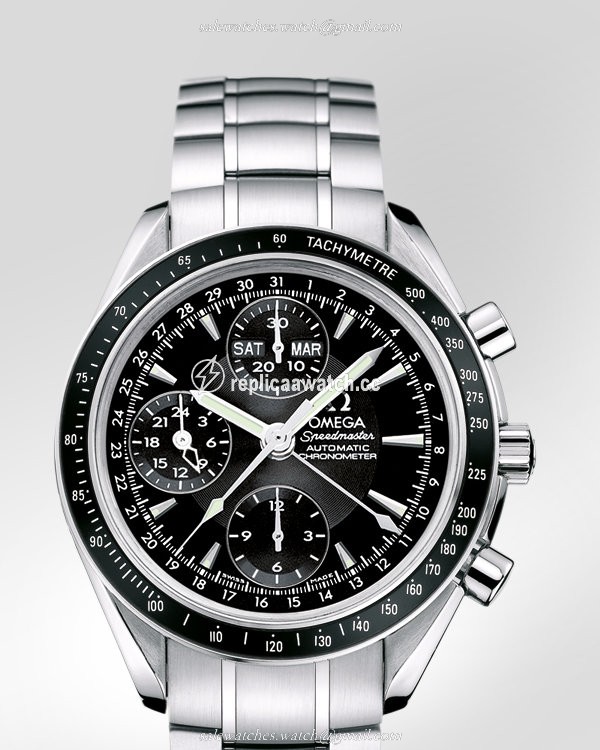 3220.50.00 Omega Speedmaster Date / Day-Date Chronograph 40 MM Day-Date