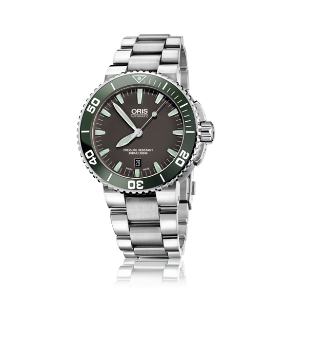 01 733 7653 4137-07 8 26 01PEB Oris Aquis Date