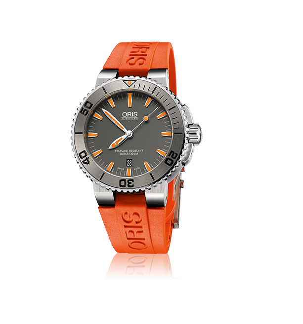 01 733 7653 4158-07 4 26 32EB Oris Aquis Date