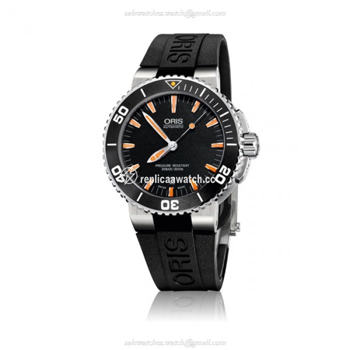 01 733 7653 4159-07 4 26 34EB Oris Aquis Date