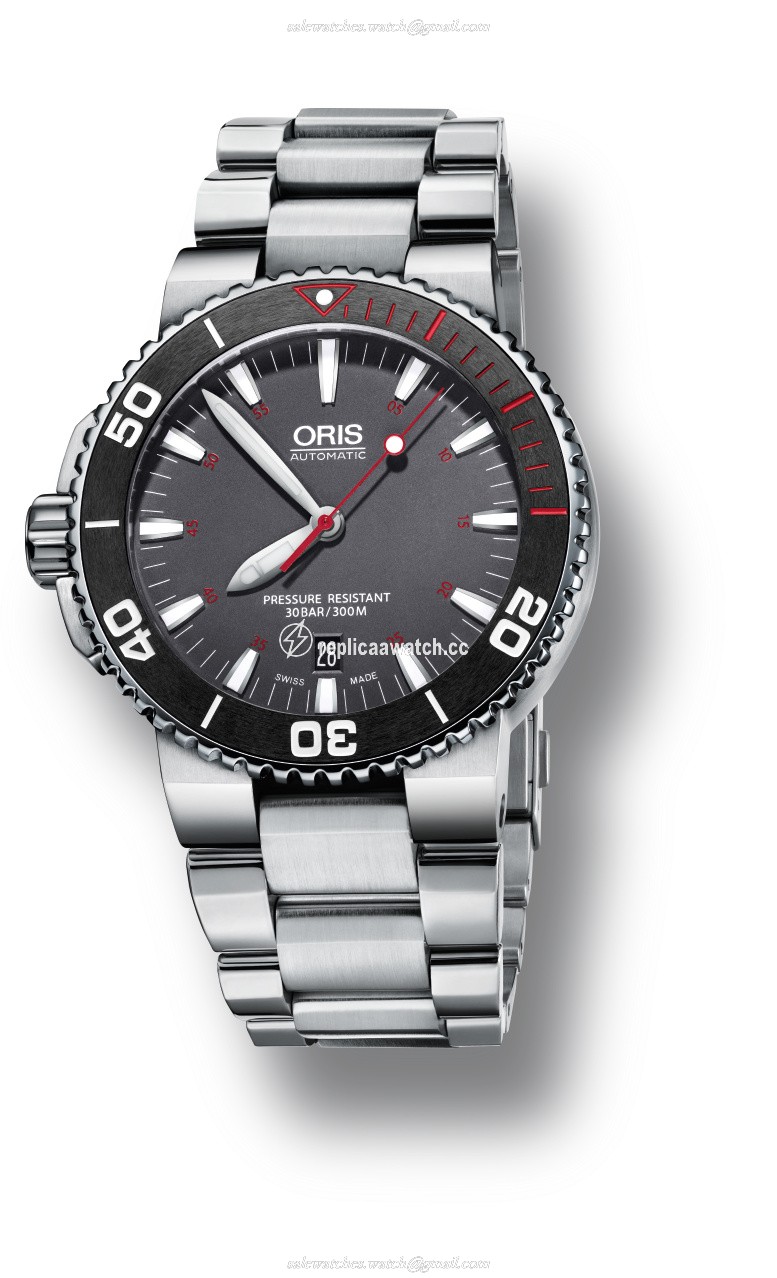 01 733 7653 4183-Set MB Oris Diving Aquis Red Limited Edition