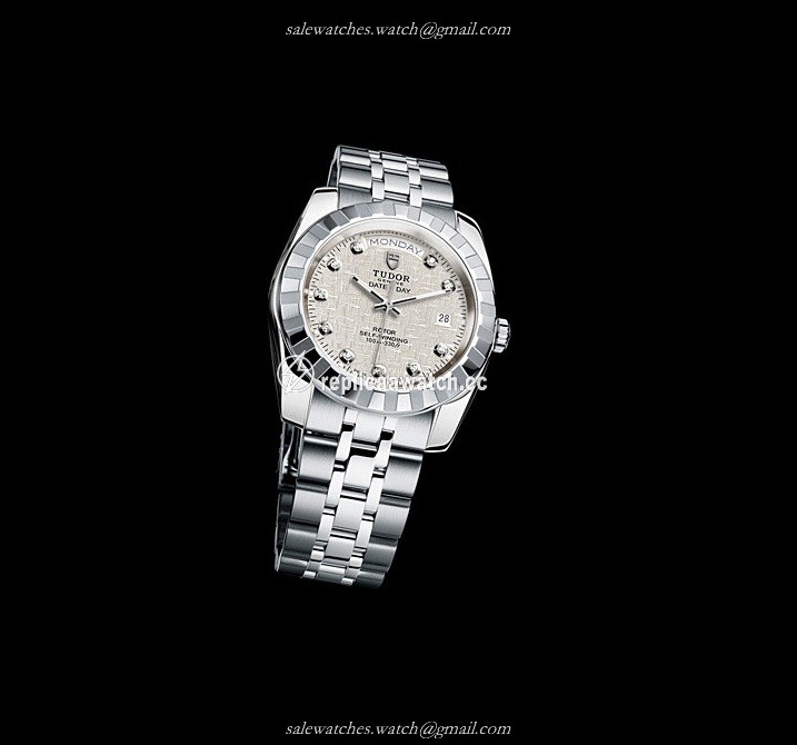 23010-62110 Tudor Classic Date-Day